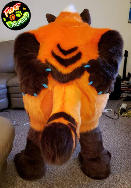 Fluffz Tail